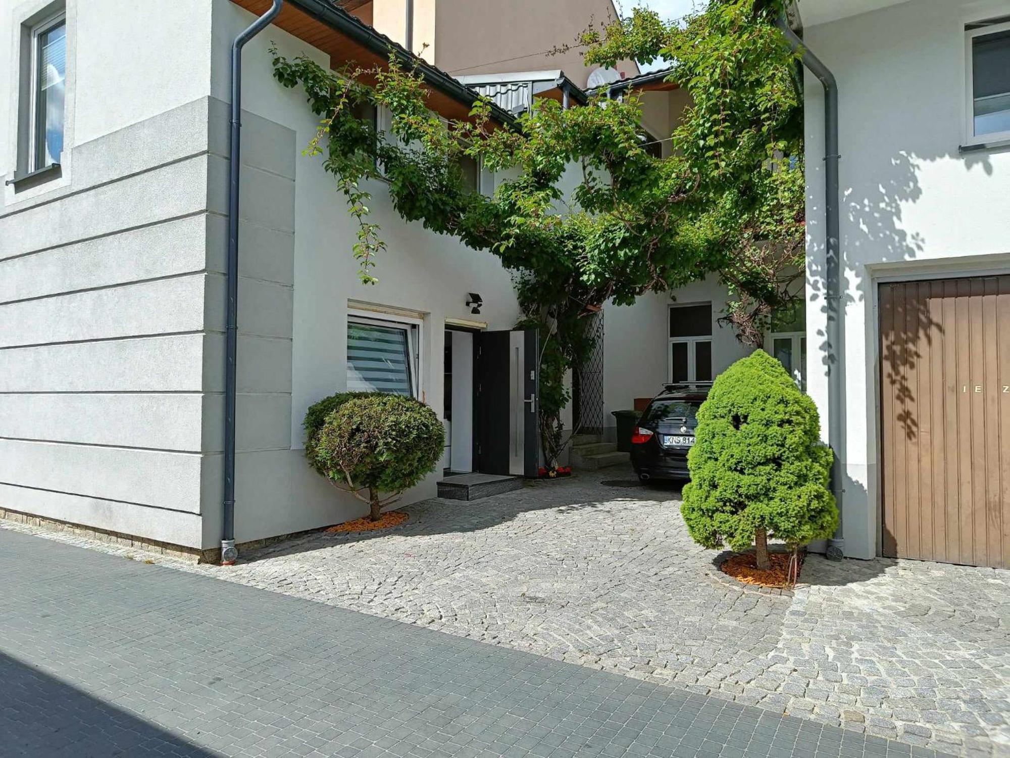 Kiwi Apartament Мушина Екстер'єр фото